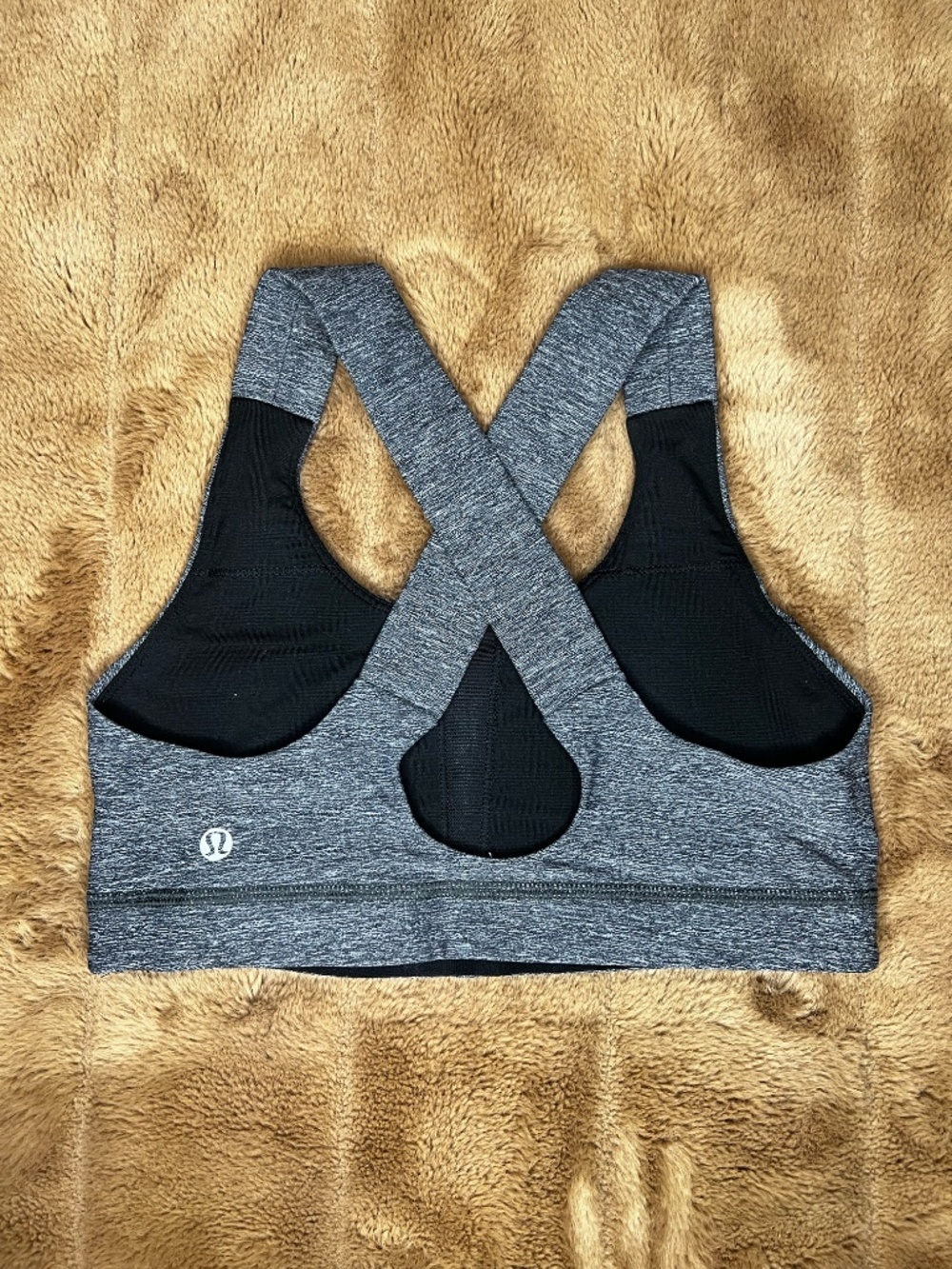Lululemon Grey Sports Bra Size 6 Cross Back - Picture 6 of 6